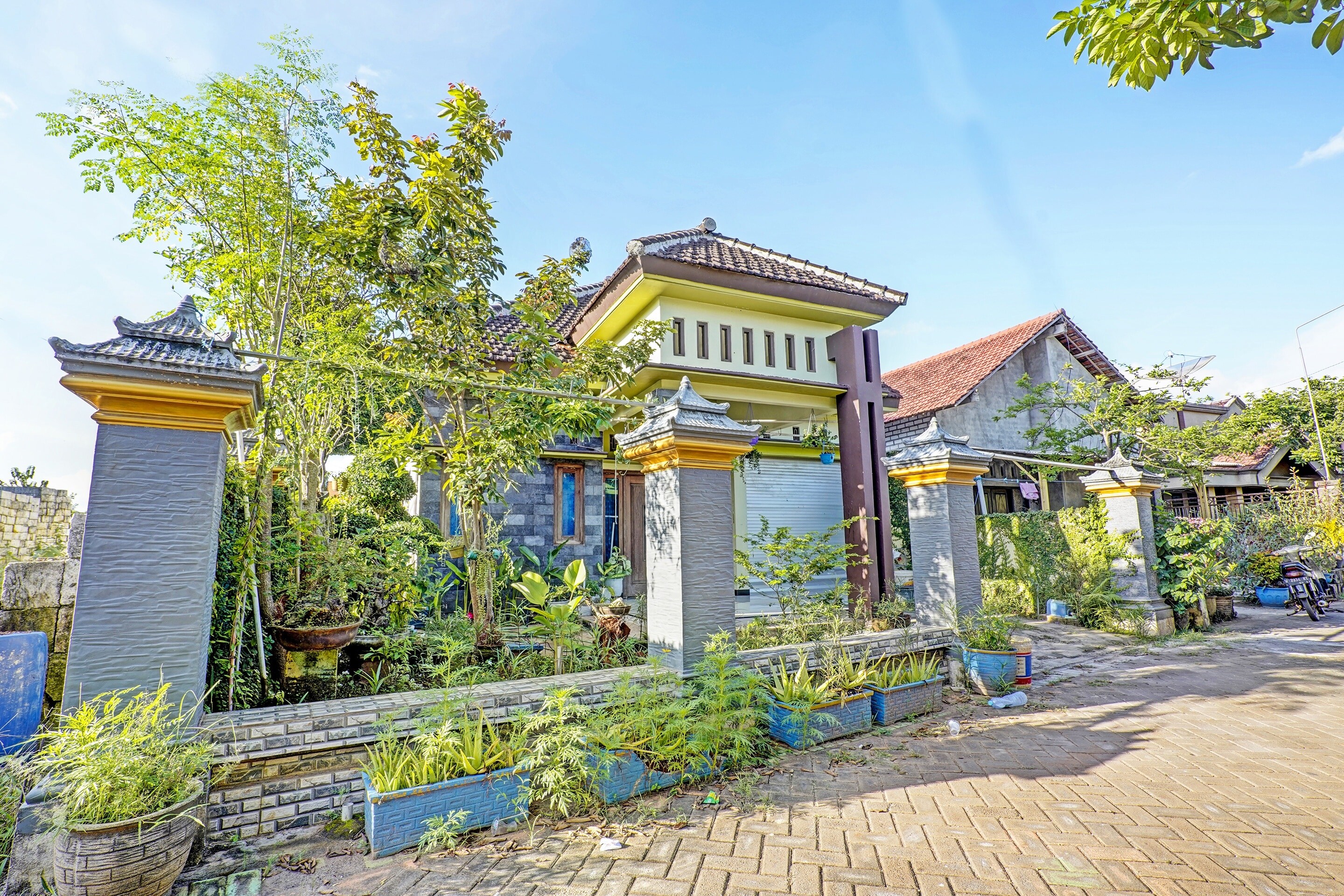 Hotel O Desa Wisata Alam Gosari (wagos)
