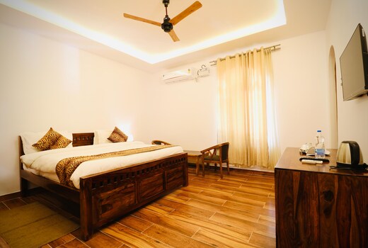Hotel Aditya Inn, Maihar
