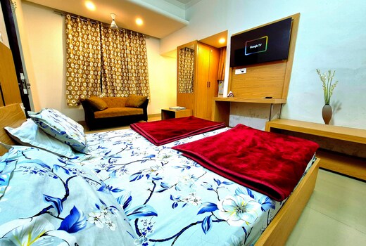 Hotel Crown Plaza