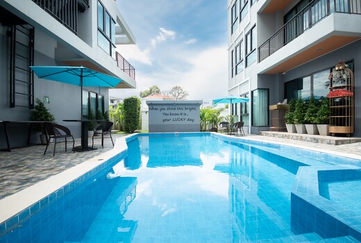 The Lucky Beach Aonang