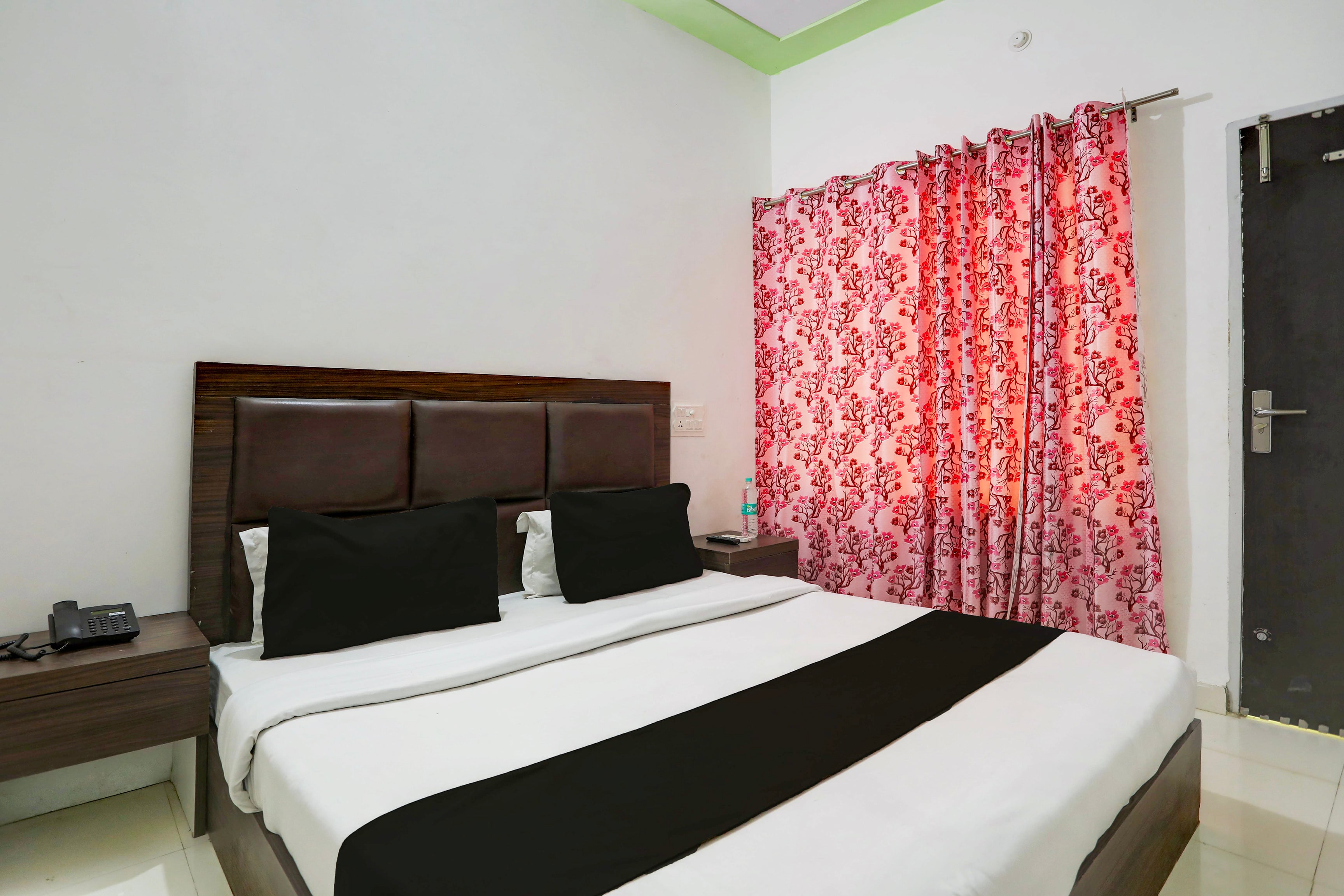 Hotel O Sawan Hotel & Restaurant