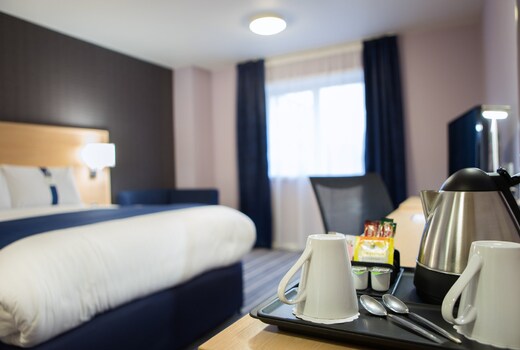Holiday Inn Express Manchester Airport