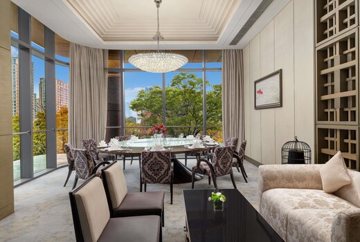 Pullman Haining