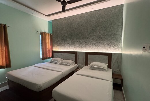 HOTEL SREE DURGA