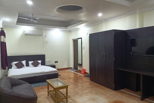 Hotel Queen Palace
