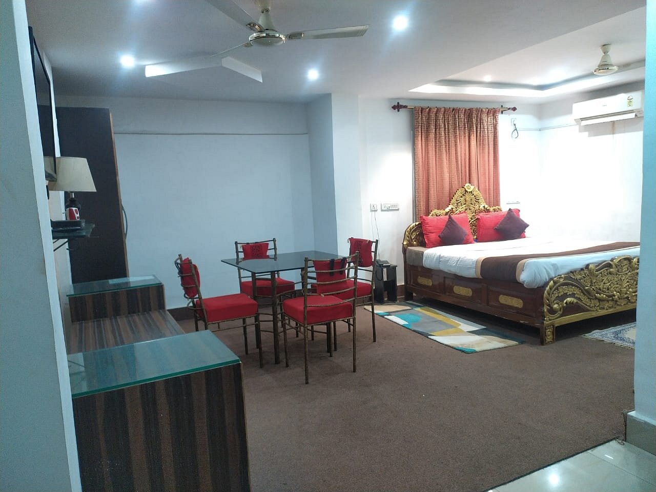 The Royal Suite