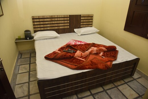 Hotel Jindal Paradise