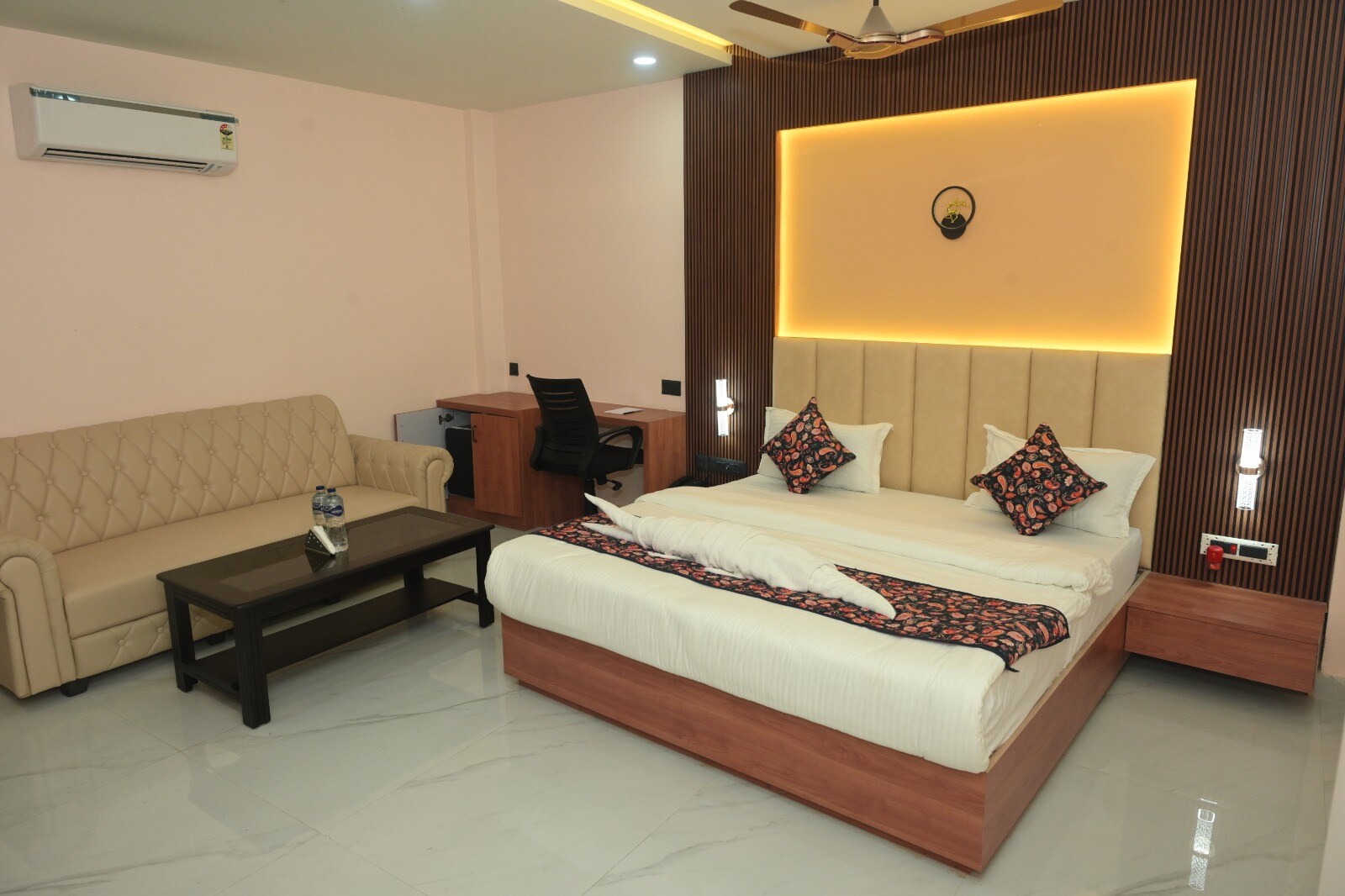 Hotel Elite Suites