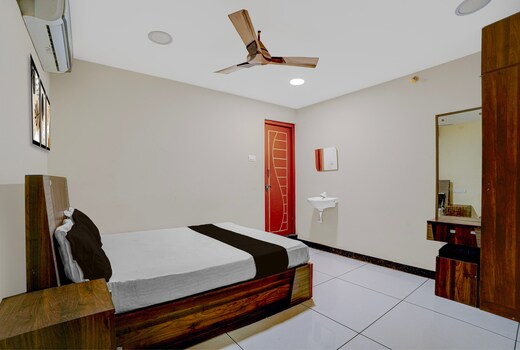 Flaghsip OYO Hotel Arunachala Residenci