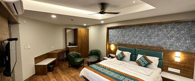HOTEL GRT SQUARE