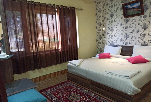 Hotel curio's All seasons