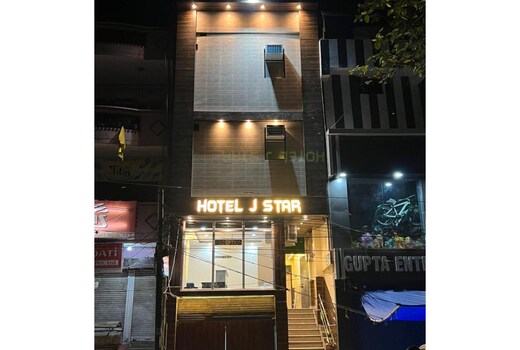 Hotel J Star