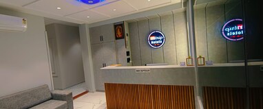Hotel Midtown Sola
