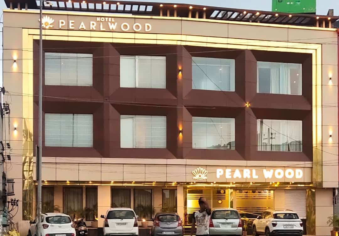 Hotel Pearl Wood