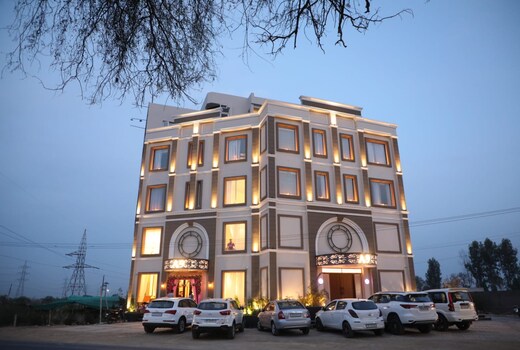 HOTEL A9 BARNALA