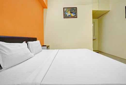 Hotel O Nova Rooms