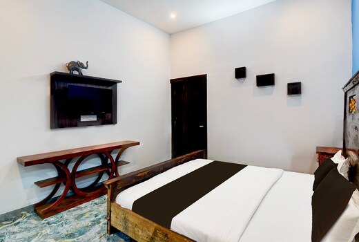 Hotel O JAY VILLA