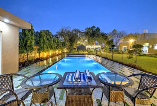 Raas Vilas - 4BHK Boutique Farm House with 2Pools