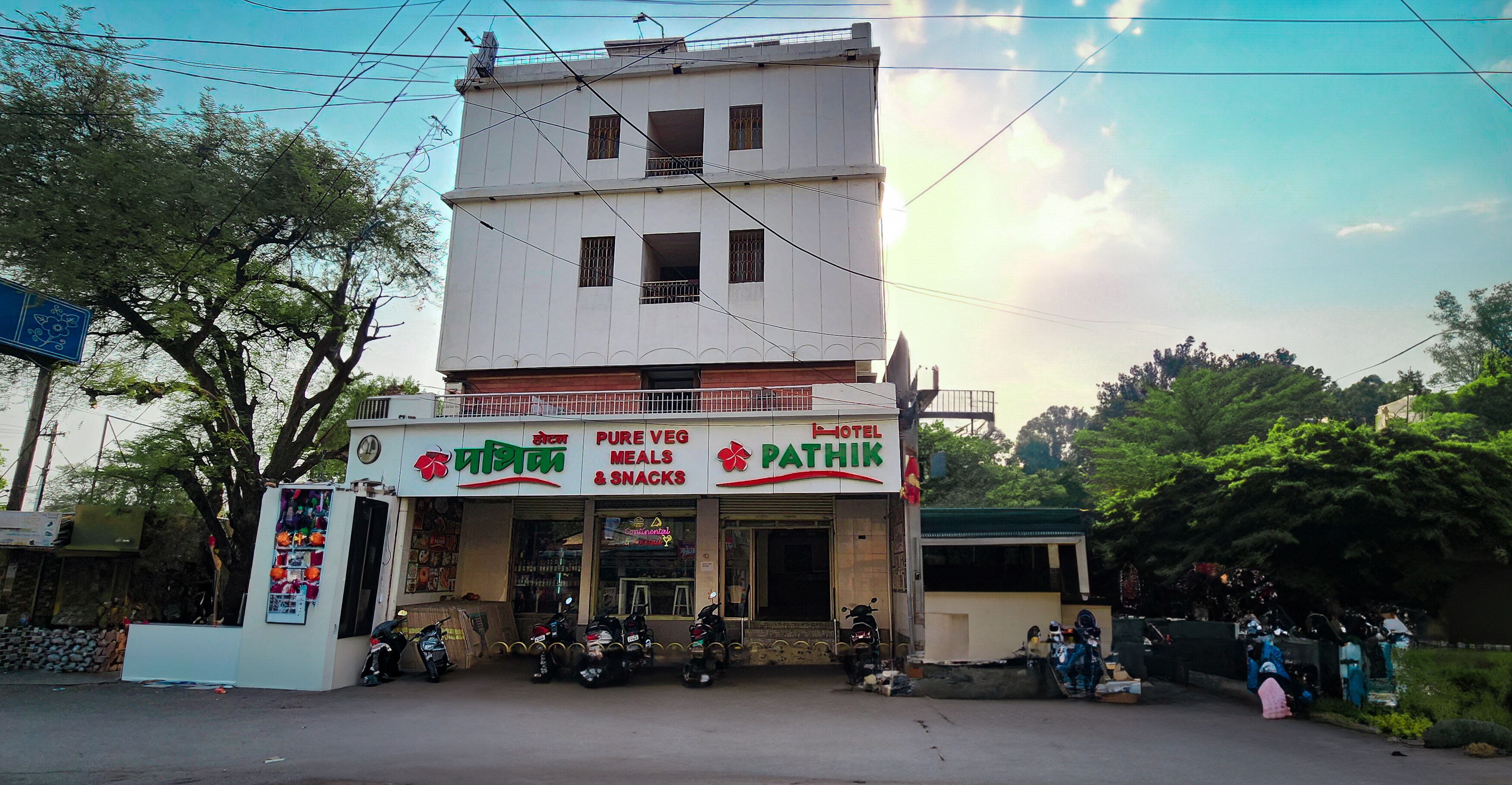 Hotel Pathik