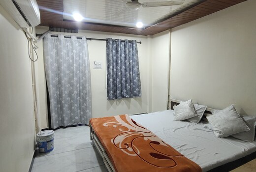 Honey home stay