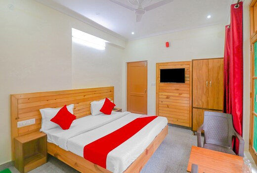 Hotel O White Mountains