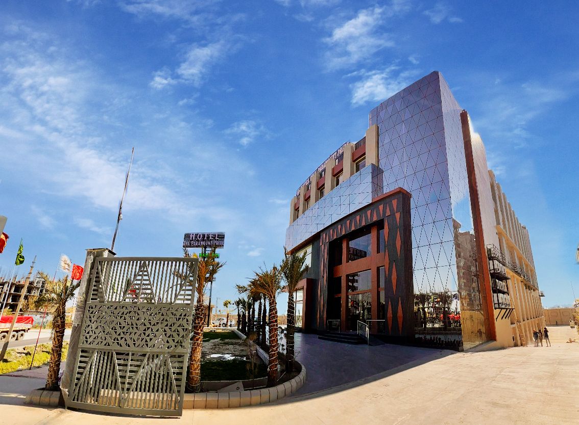 Hotel The paramount pride(Delhi Road)