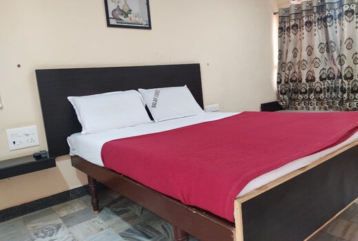 Balaji Lodge
