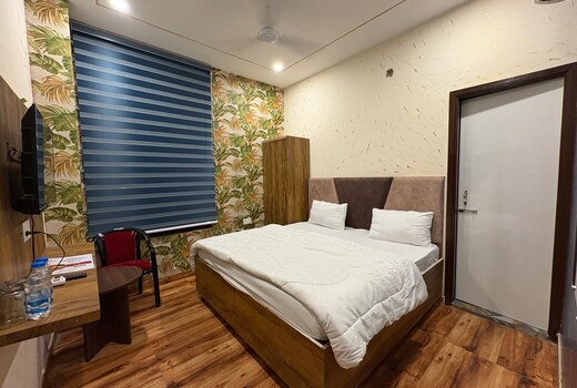 HOTEL BHANDARI AMRITSAR