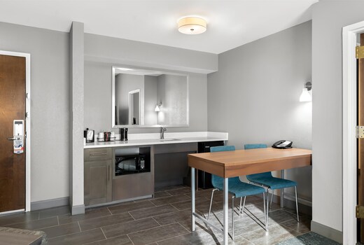 Hampton Inn & Suites by Hilton Newtown
