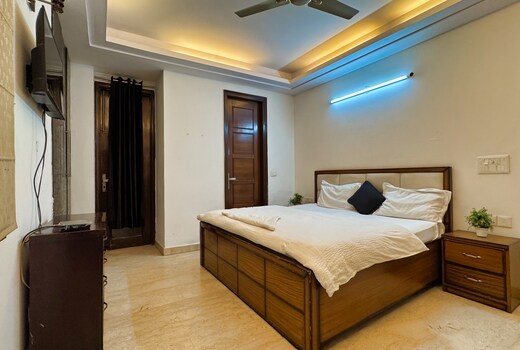 Luxury Flat in Saket 2BHK | Best Stay South Delh