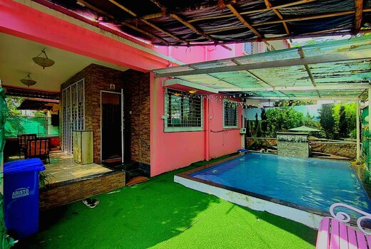 The Genuine stays villa