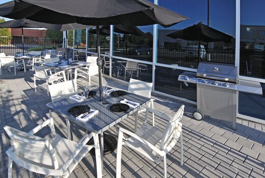 Holiday Inn Express Hotel & Suites Toronto - Markham