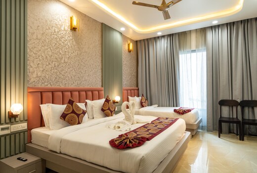 Hotel RD Ganpati Palace at Toran Dwar