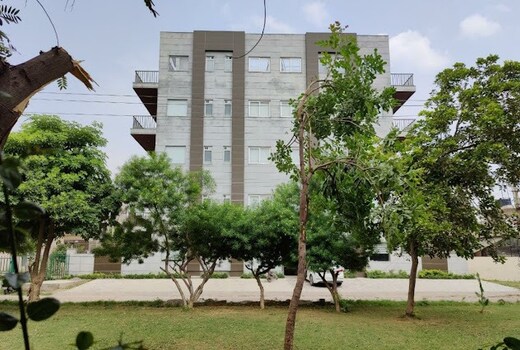 26 Vamsor Heights