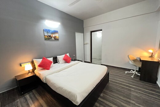 BedChambers Homlee Studios @Jublie Hills