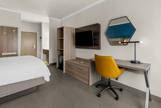 Holiday Inn Express Saint Simons Island