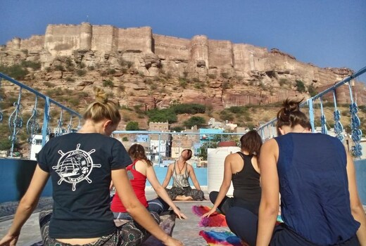 Yogis Guest House