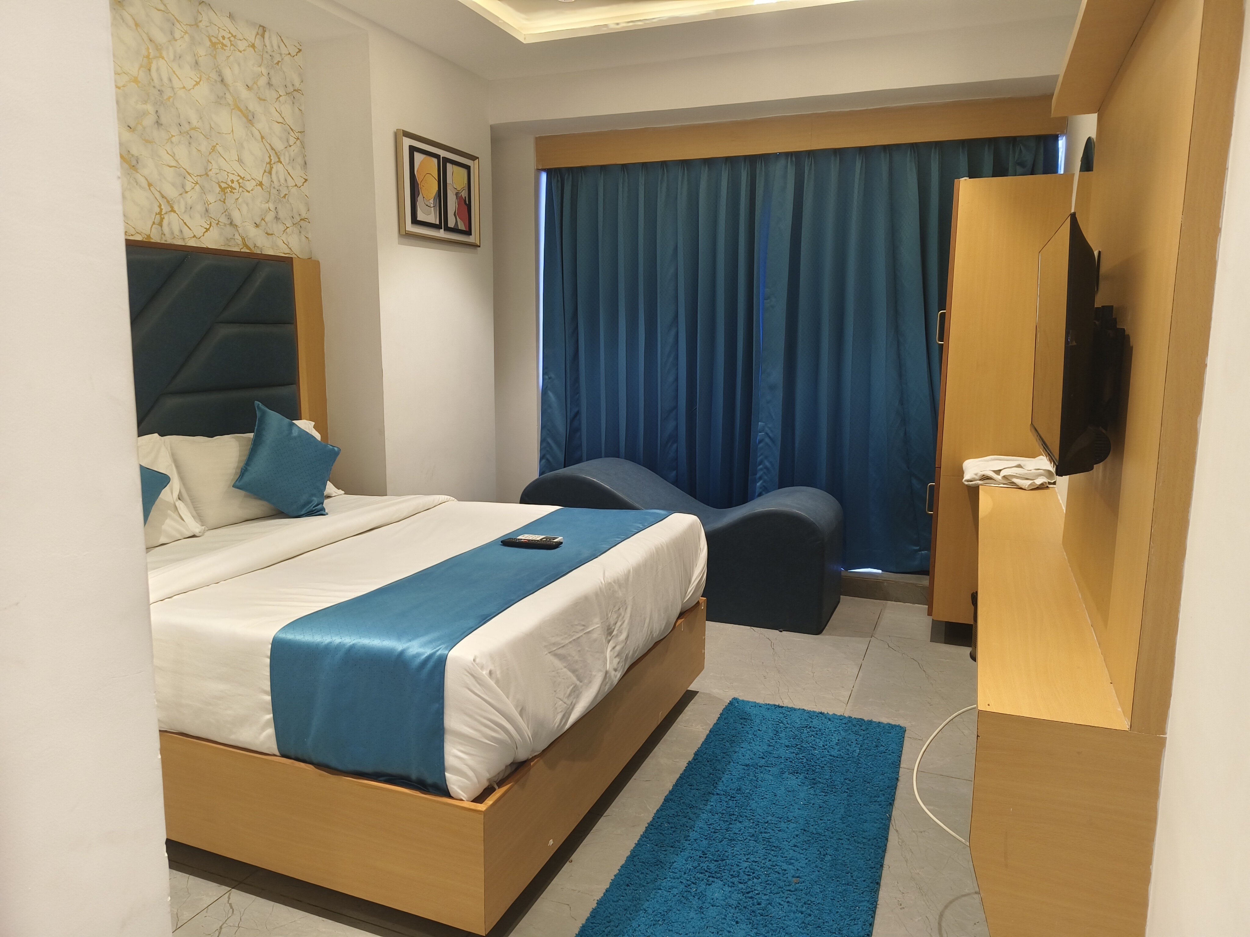 Hotel Pride Icon - SG Highway