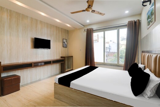 Hotel O Pushpanjali Rooms & Party Hall