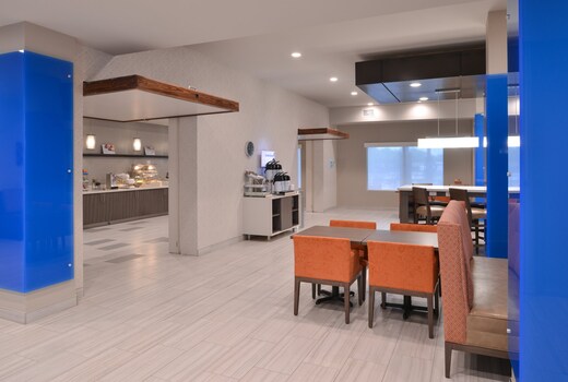 Holiday Inn Express & Suites HOUSTON E - PASADENA