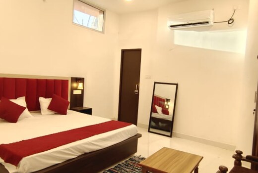 RAGHAV STAY INN