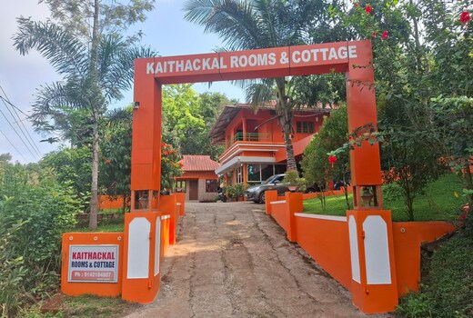 Kaithakkal Rooms and Cottage