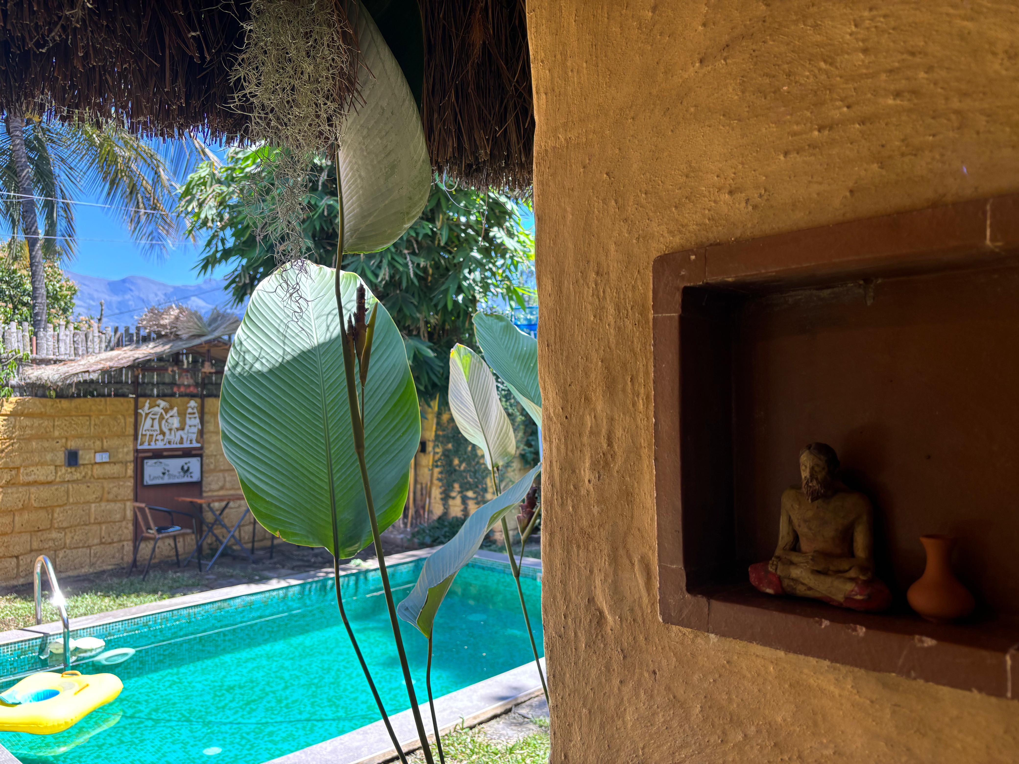 Earthen Private Pool Villa Marayoor