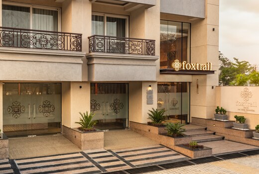Foxtrail Gurgaon, Sector 42- AM Hotel Kollection