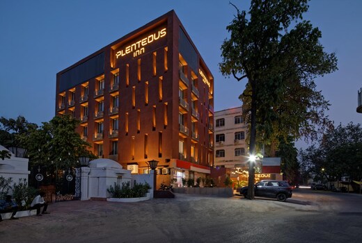 Hotel Plenteous Inn