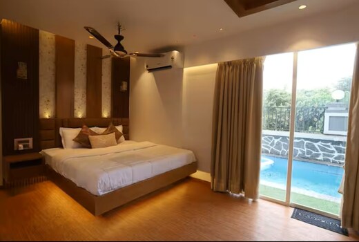 The Kia Villa Luxury Stay by
