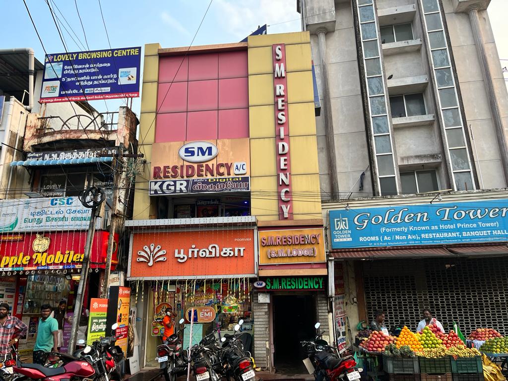 S M Residency