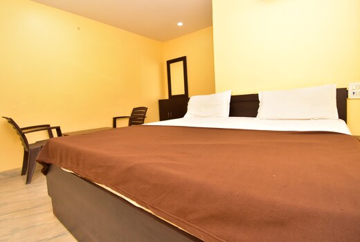 TIRUMALA GRAND A/C HOTEL