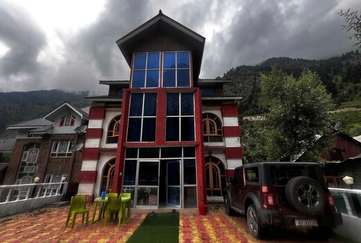 Hotel O Murawah