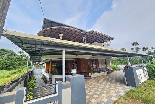 Sunset View Inn- 4BHK Villa